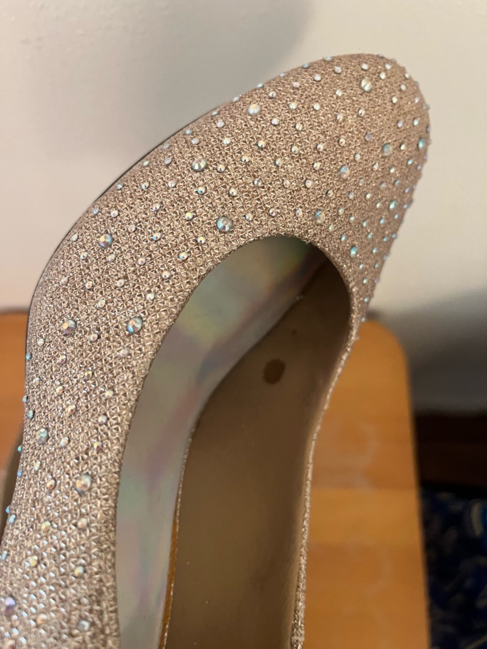 Hot Tomato Champagne Sparkle Pumps - Picture 4 of 7